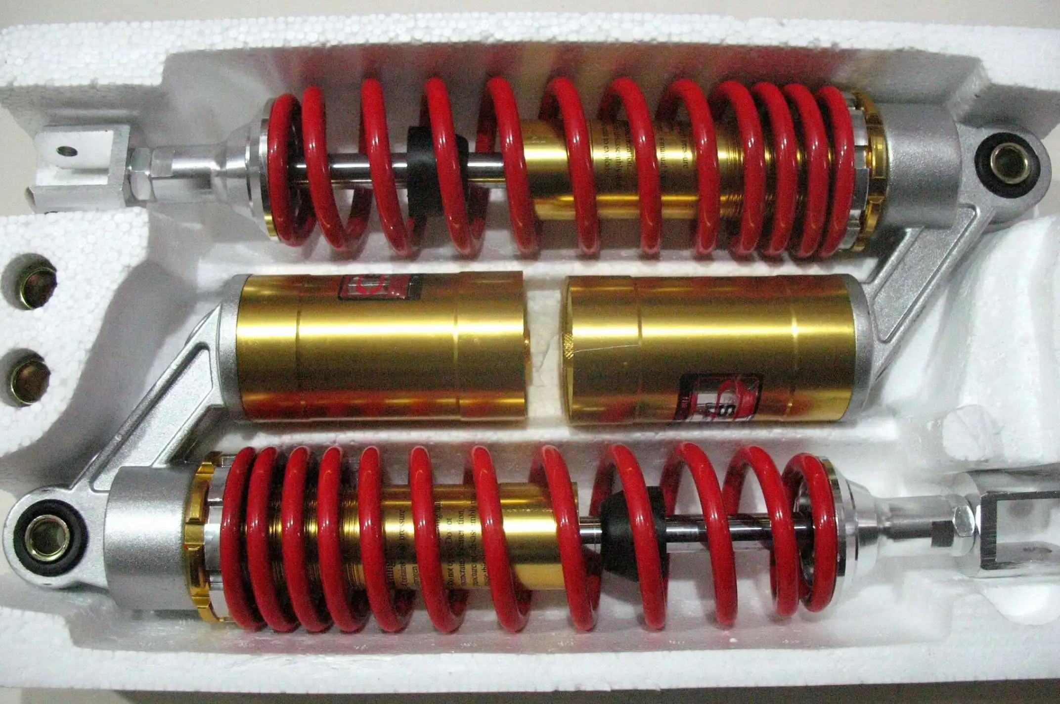 Амортизаторы (пара) универсальные 320mm, газомасляные (красные) BBC