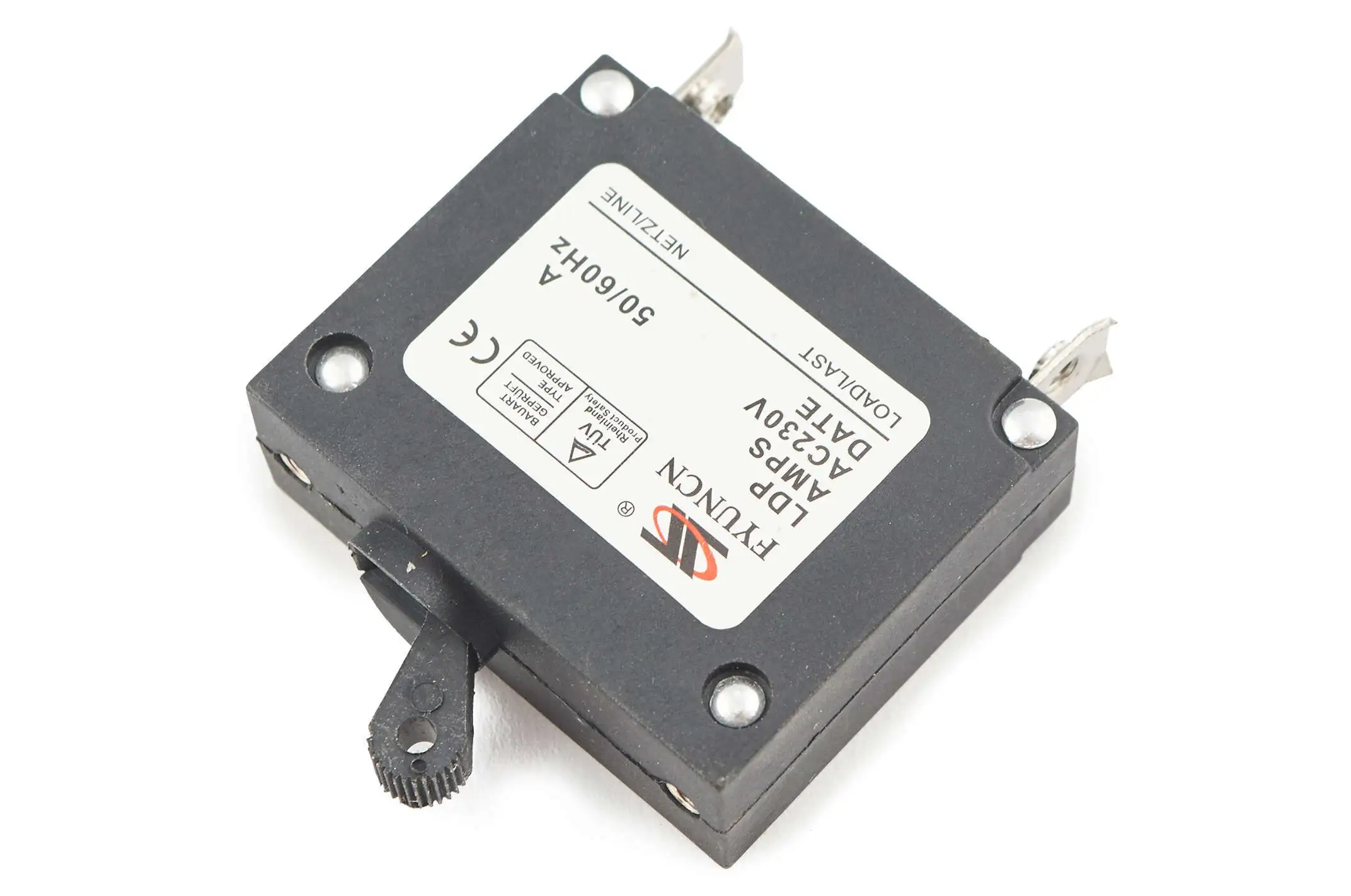Выключатель автоматический бензогенератора (15A, 230V) JIANTAI