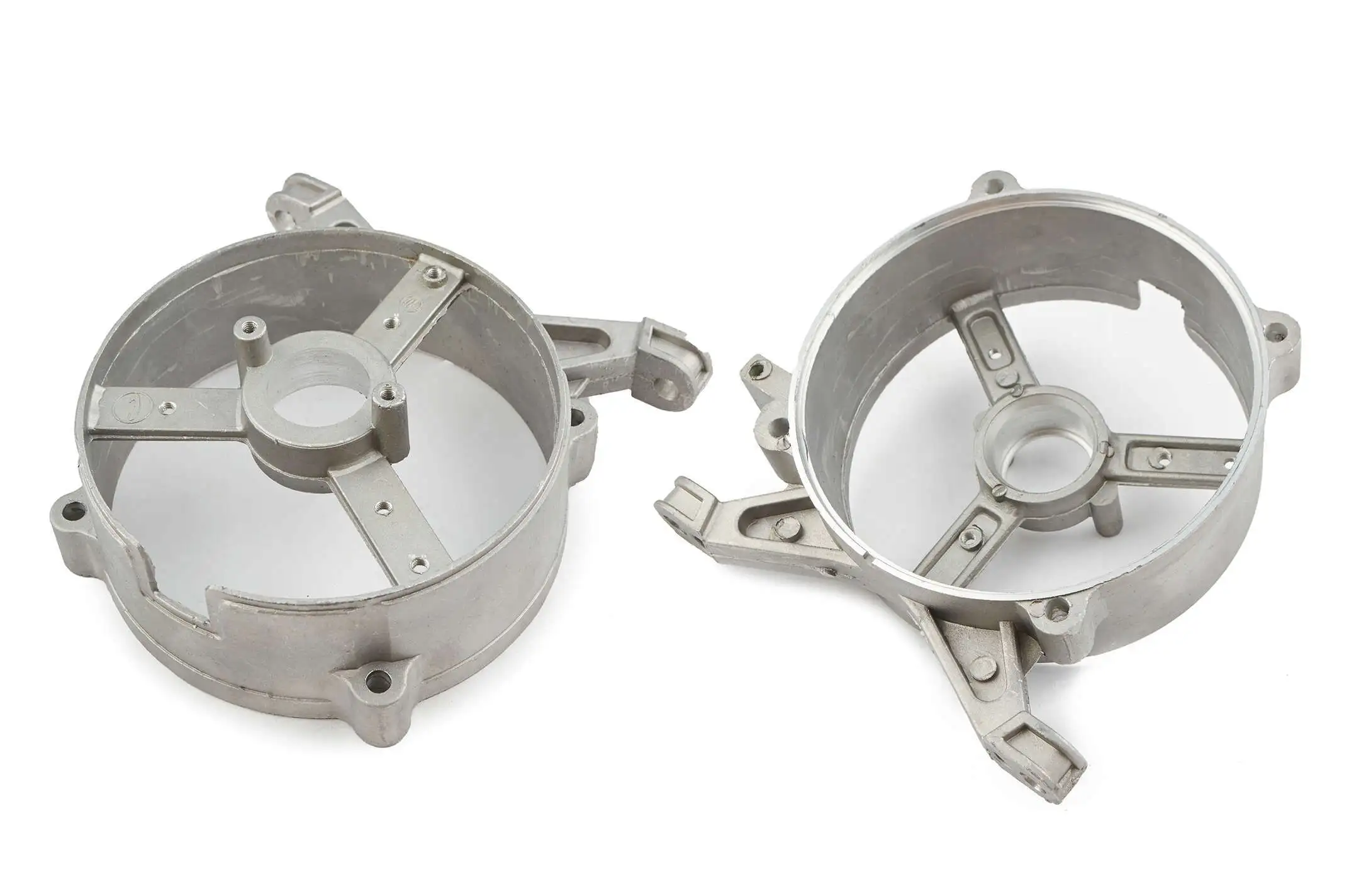 Крышка (левая) статора бензогенератора (Ø150mm, 1-2 кВт) JIANTAI