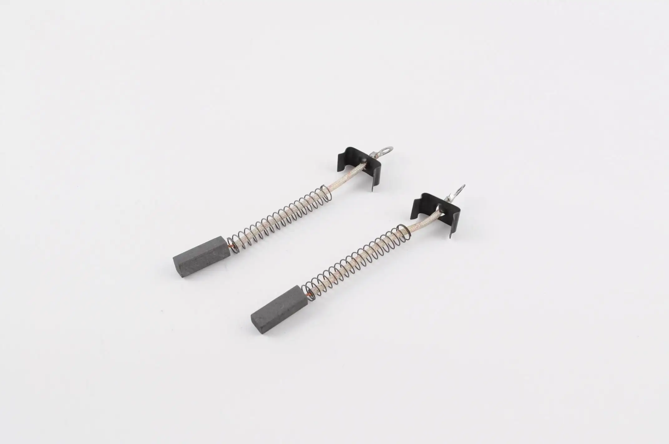 Щетки генератора ИЖ 12V VDK