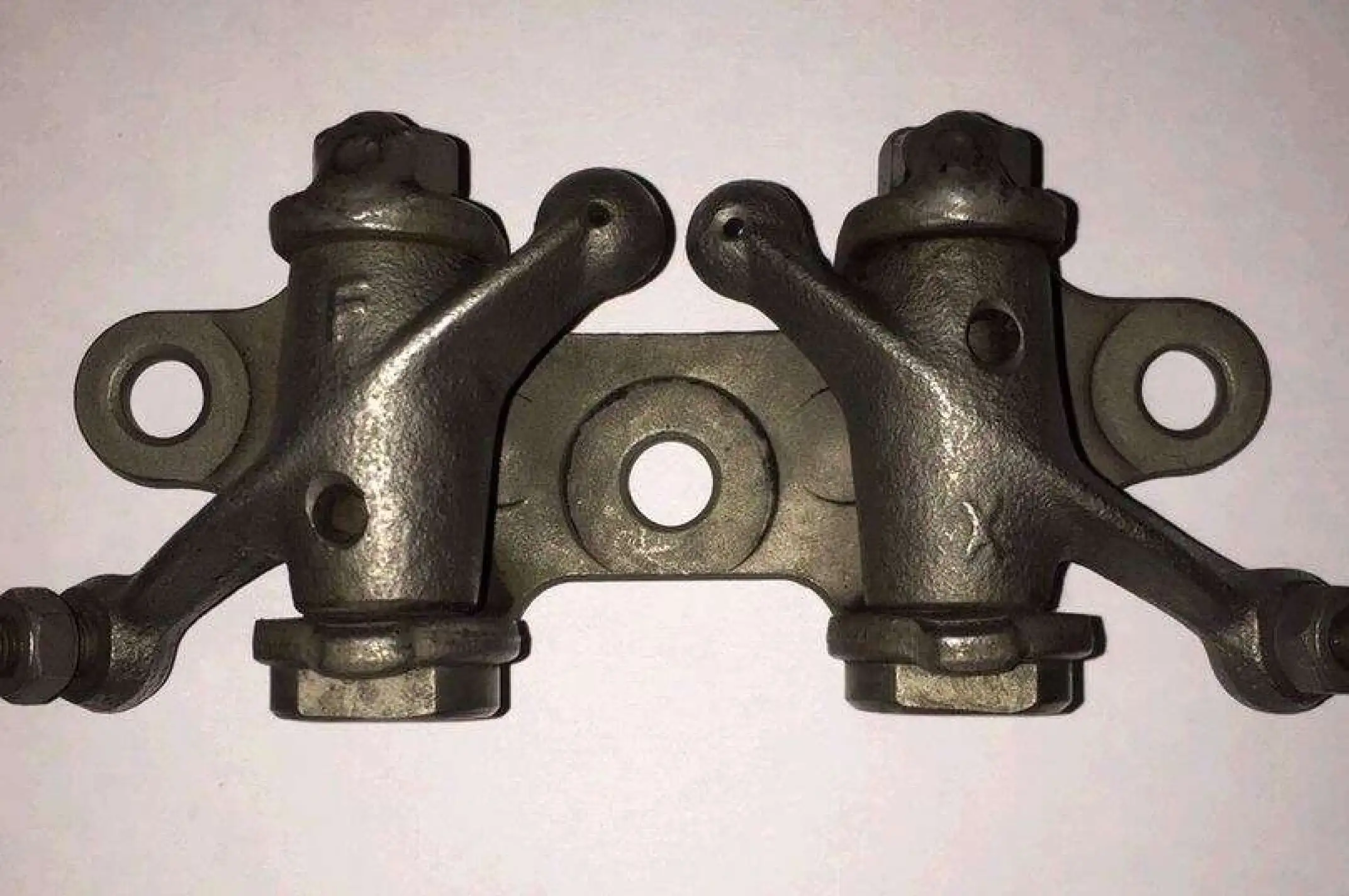 Коромысло клапанов (рокер) (нижний)   4T CG125/200   (+вал) (комплект)   EVO