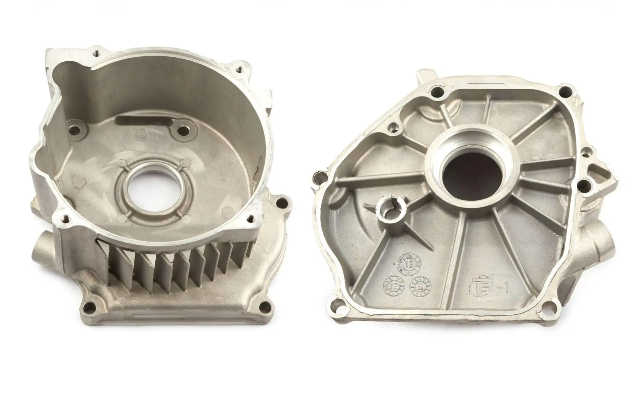 Крышка блока двигателя   бензогенератора 2-3,5кВт м/б   168F/170F   (6,5/7Hp)   BEST