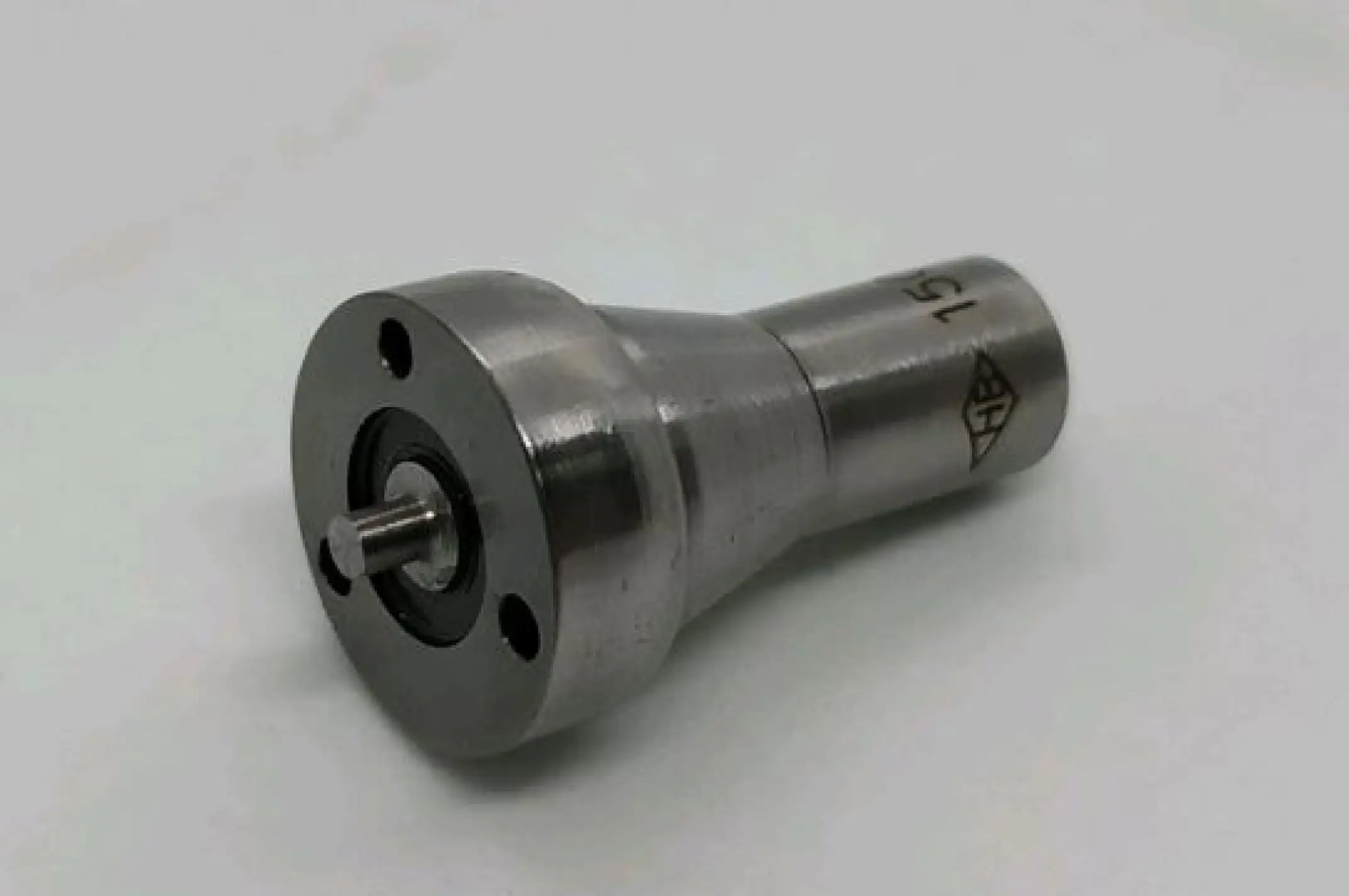 Распылитель форсунки м/б   186F   (9Hp)   (короткий)   TD