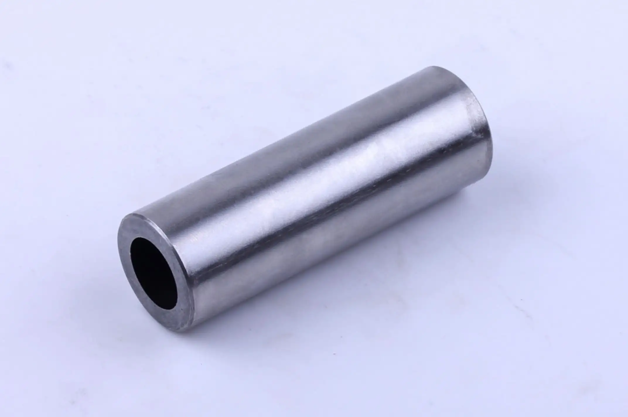 Палец поршня м/б 188F (20*60) AMG