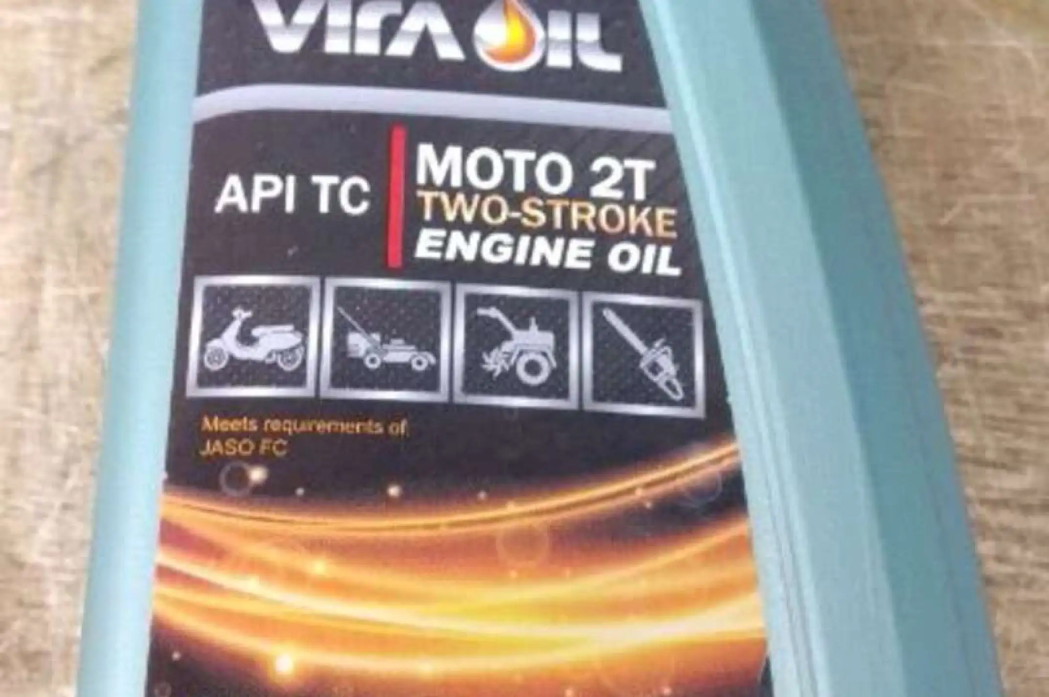 Масло 2T, 1л (полусинтетика, 2-Takt Engine OIL) VIRA OIL #10270