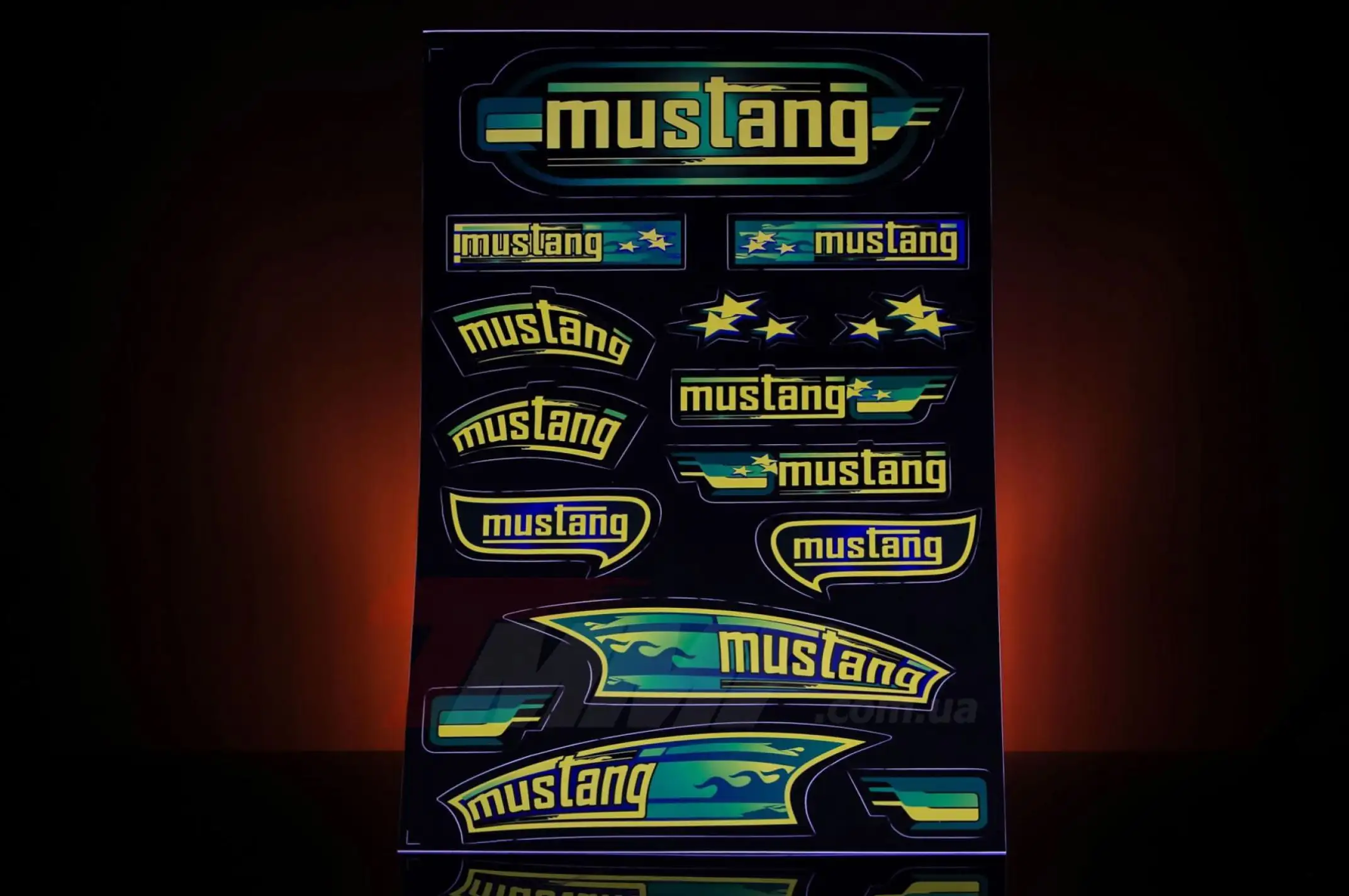 Наклейки   (набор) MUSTANG   (33х22см, черные) EVO-2