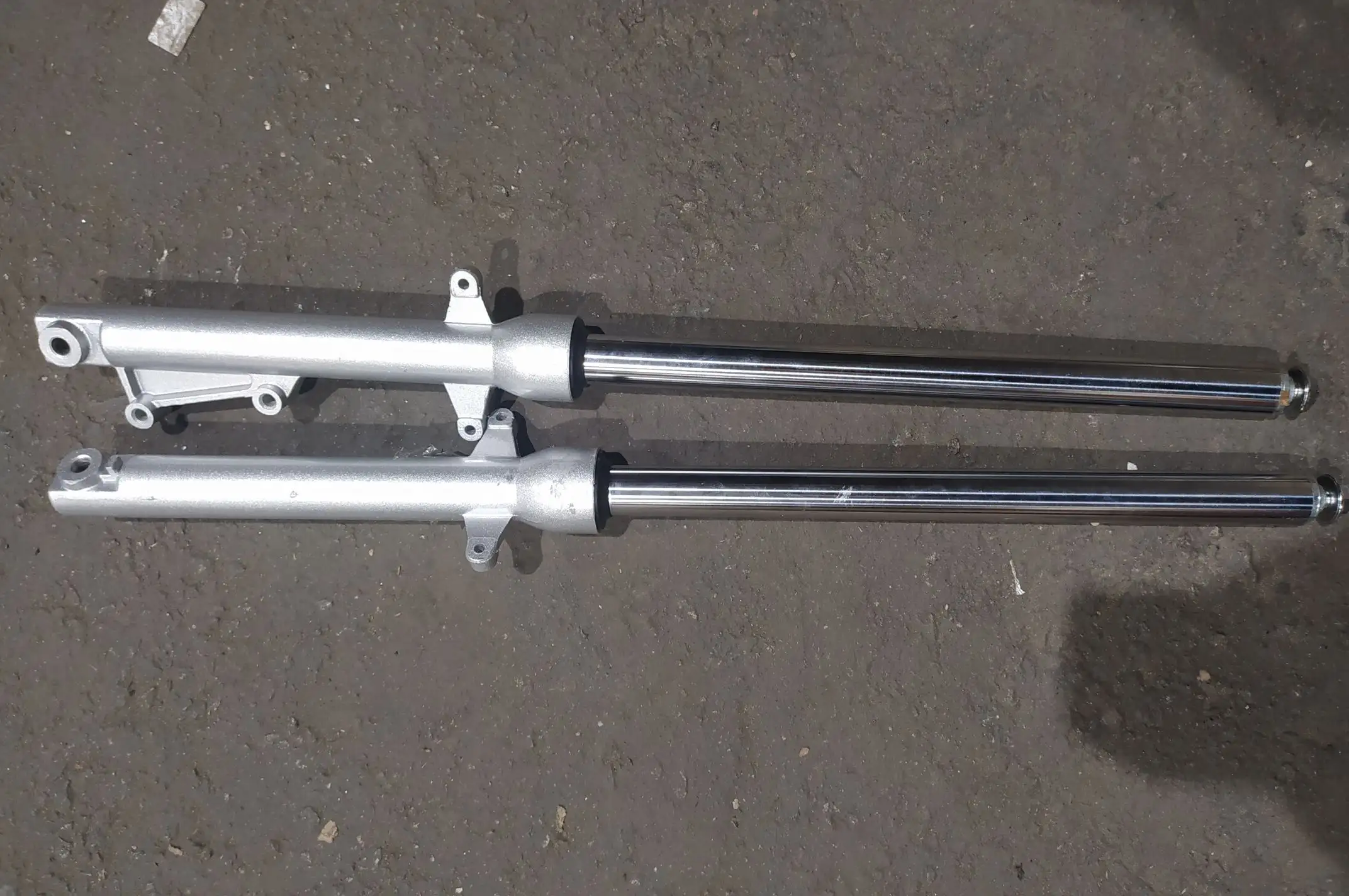 Перья вилки Zongshen, Lifan 125/150 (диск, шток Ø31mm) ST