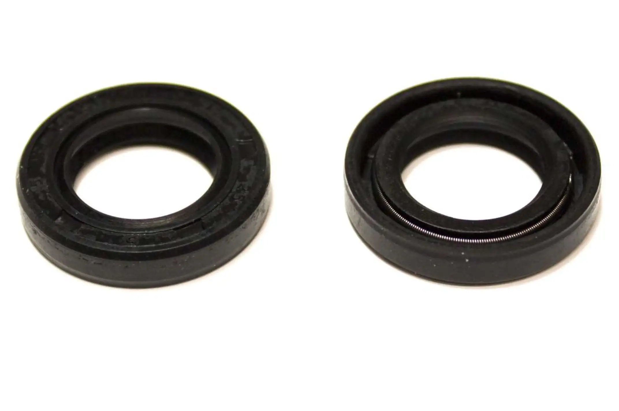 Сальники коленвала (пара) б/п для St M 180 (черные) ITAL KOSA