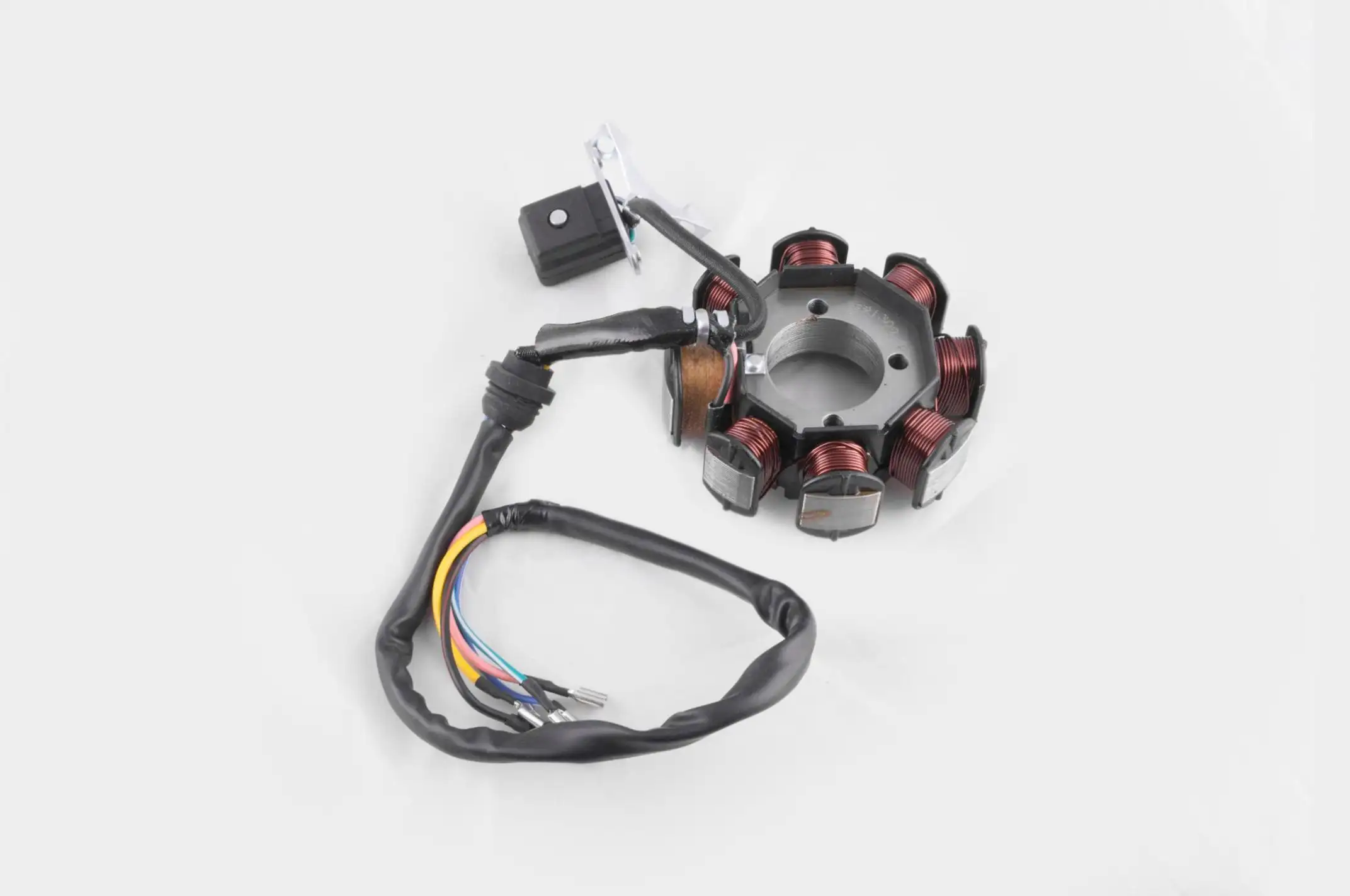 Статор генератора 4T CB/CG 150 (7+1 катушек, 5 проводов) KOMATCU