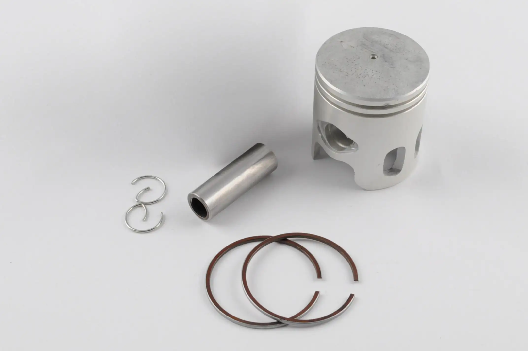 Поршень   2T Stels 60   .STD   (Ø43,00 p-12)   KOMATCU   (mod.A)