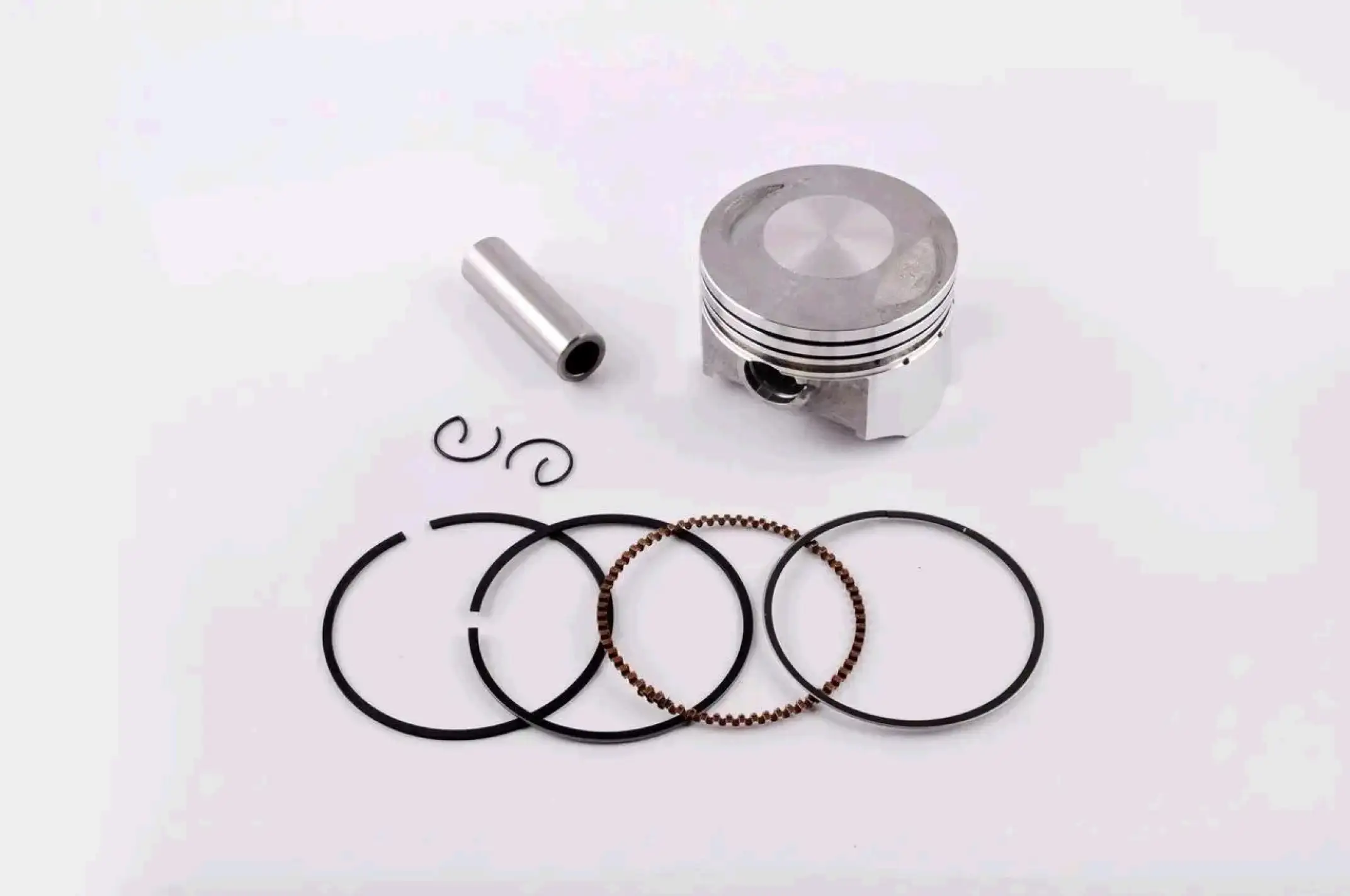 Поршень   4T CB/CG   Ø67,00mm, p-16   (200/250cc STD:  167FML, 167FMM)   KOMATCU   (mod.A)