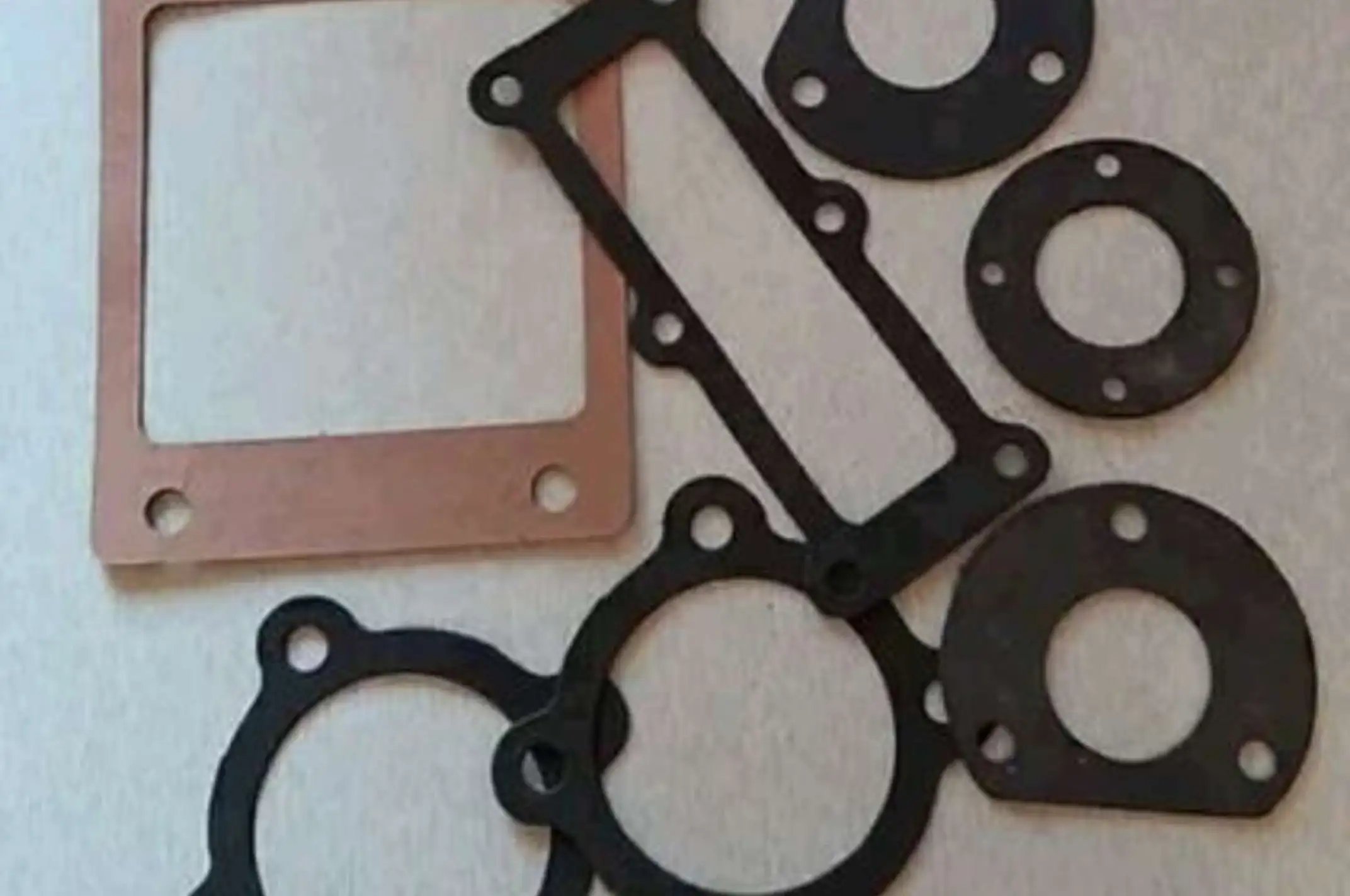 Прокладки редуктора фрезы (набор) м/б 190/195N (12Hp) AMG