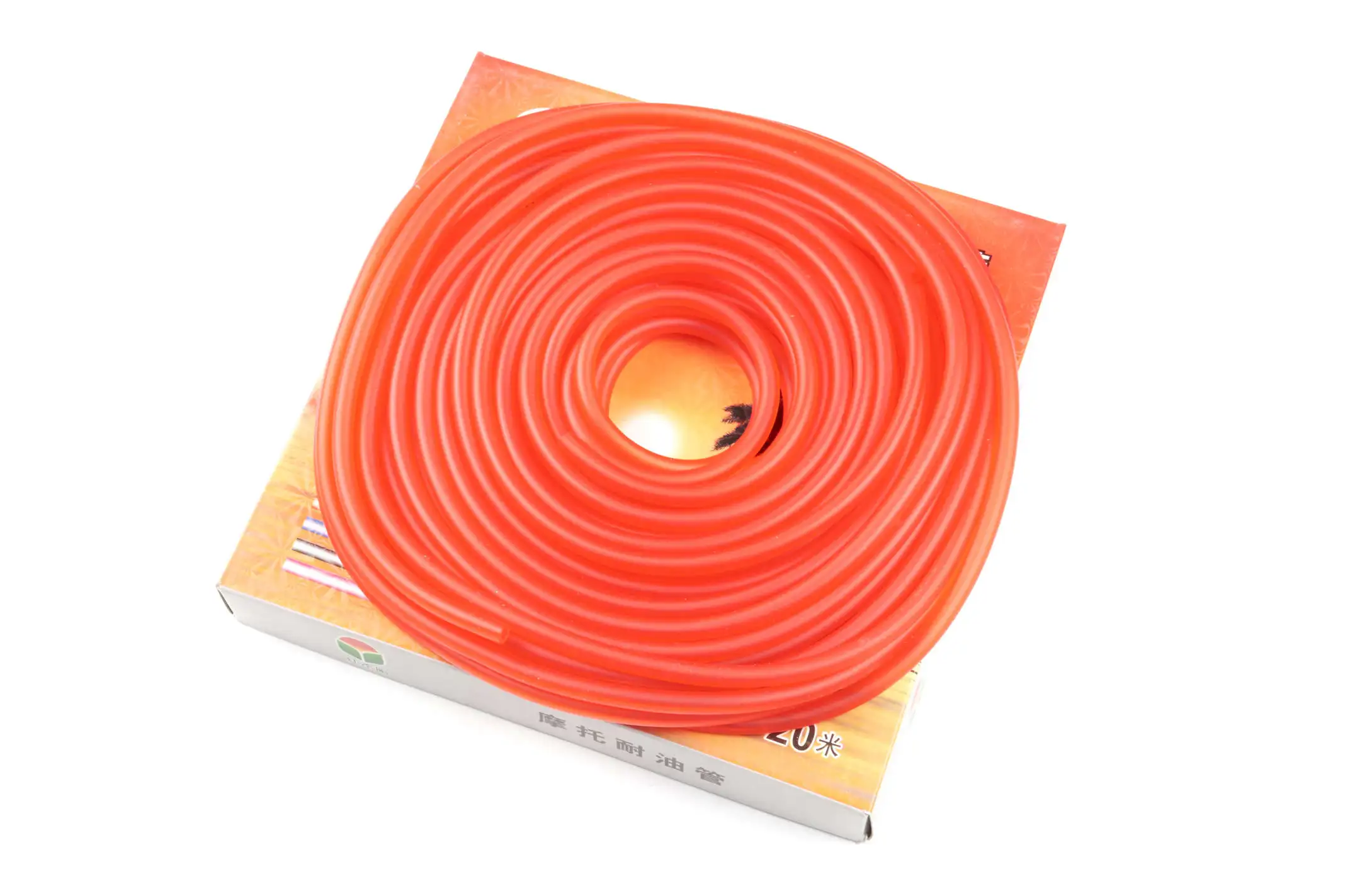 Шланг топливный Ø4mm, 20 метров (силиконовый, красный) ZUNA