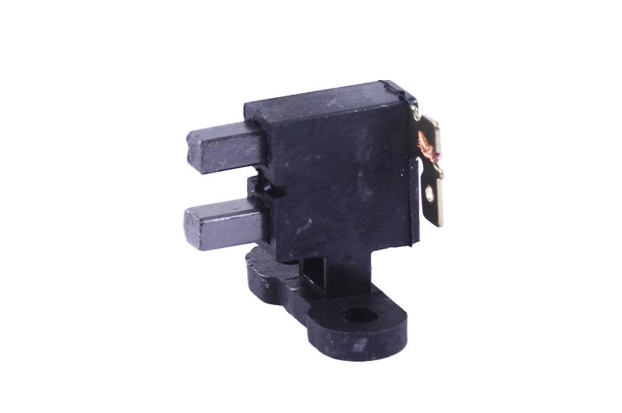 Щетки бензогенератора   (2-3,5 кВт)   (пластмассовый корпус) AMG-3