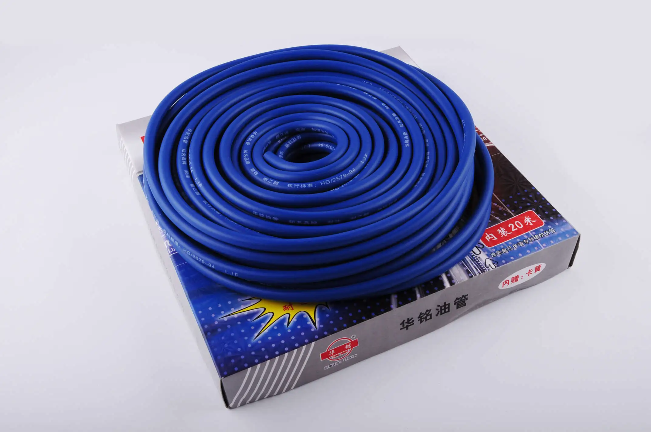 Шланг топливный Ø4mm, 20 метров (силиконовый, синий) MANLE