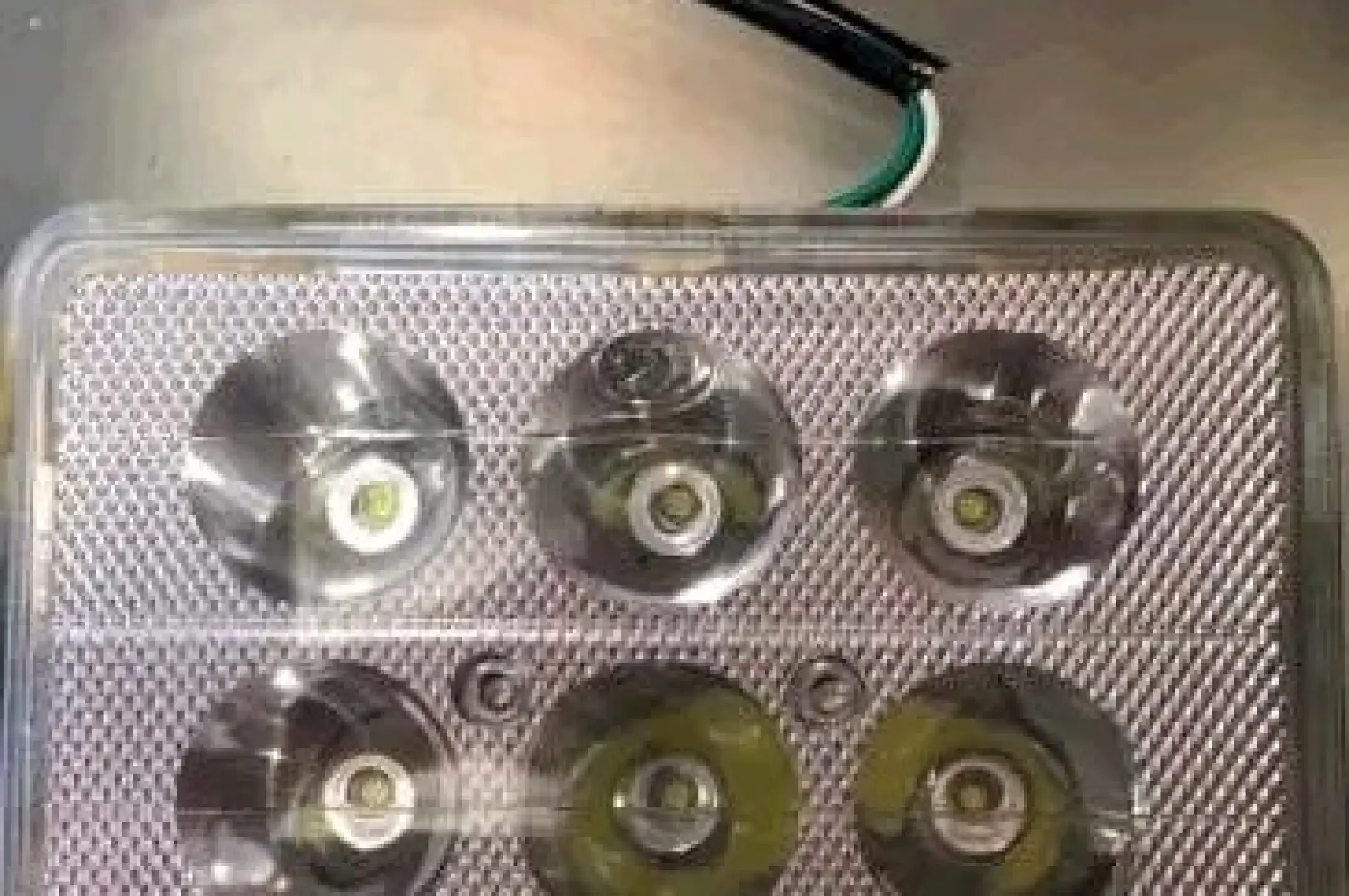 Вставка в фару светодиодная квадратная  LED (6 диодив  со стеклом и подсветкой) (15,5*10) EVO