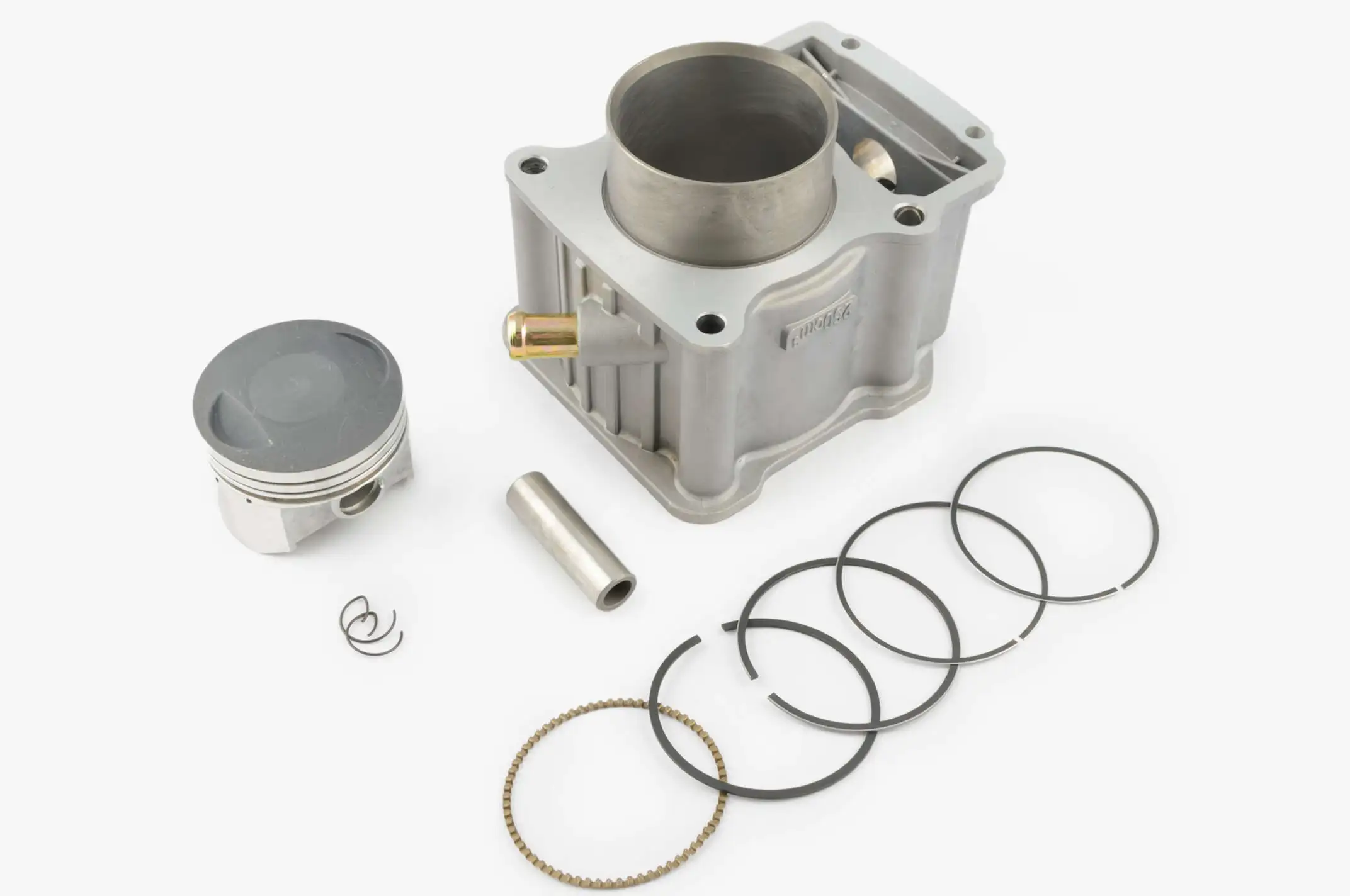 Поршневая (ЦПГ)   4T CG250   (Ø67.0,p-16)    (водяное охлаждение, OHV)   KOMATCU