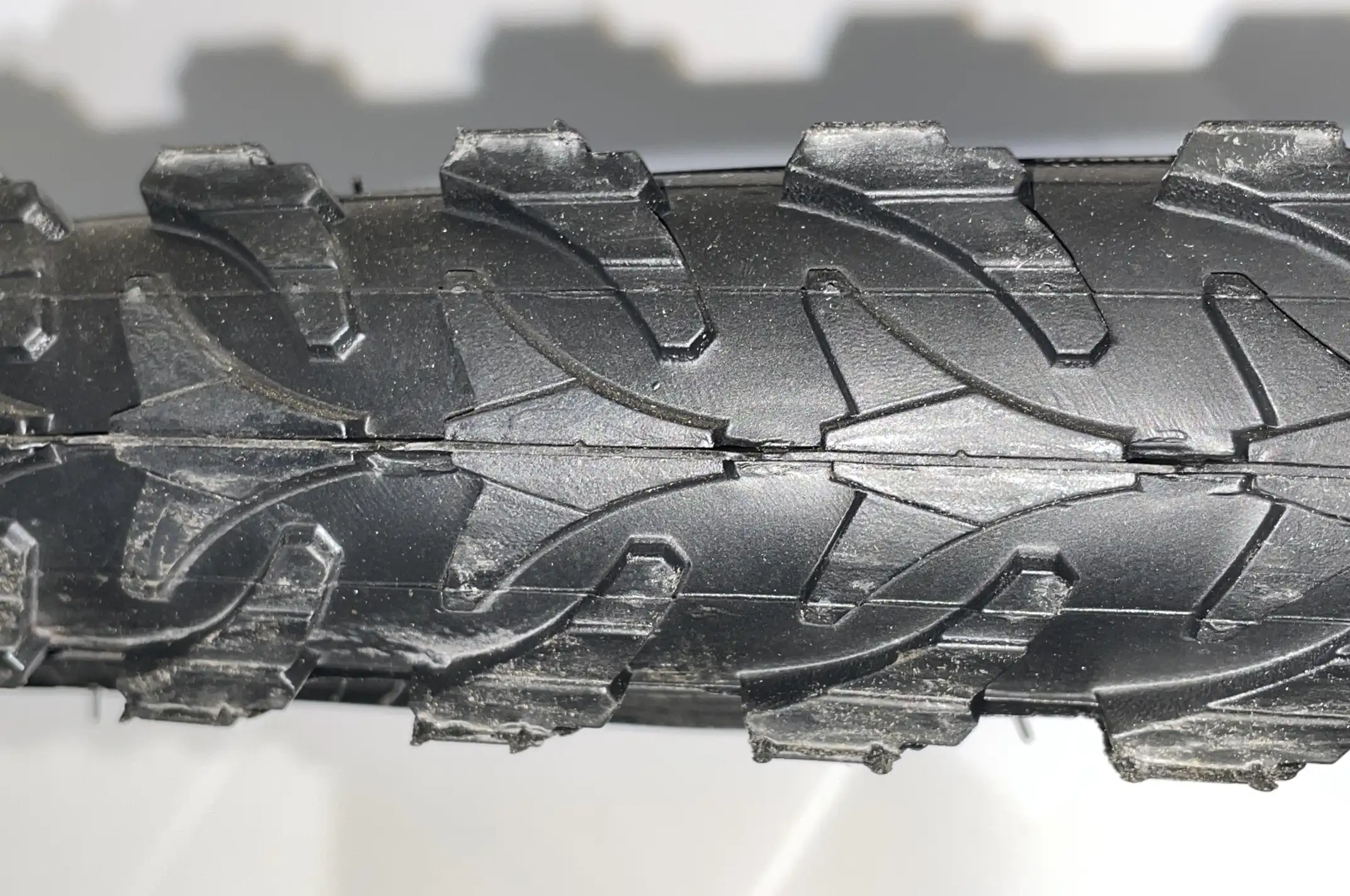 Велосипедная шина   26 * 2,125 P182 BLK T-BIKE