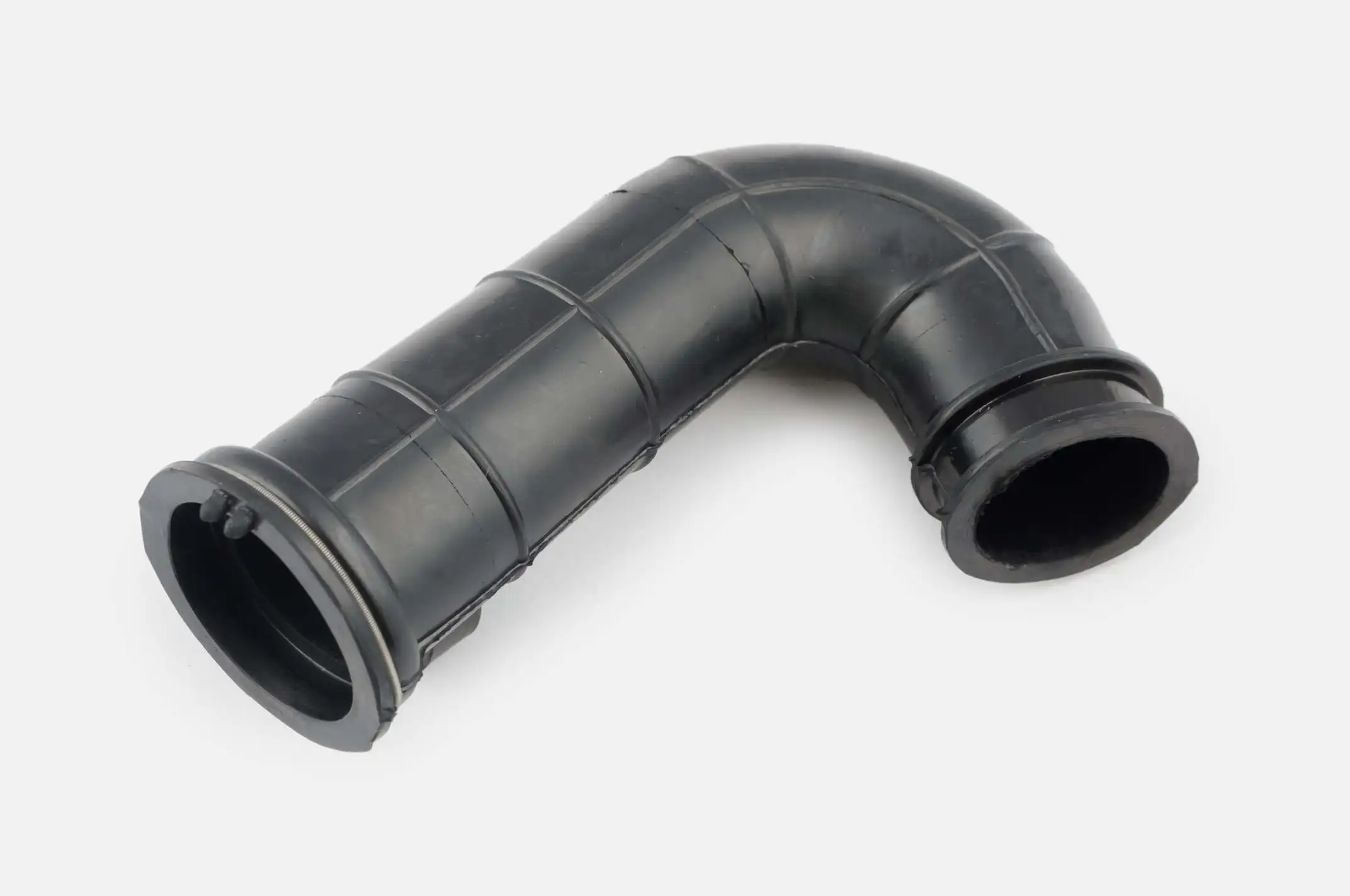 Патрубок воздушного фильтра 2T ТB50, Suzuki RUN (черный) MANLE