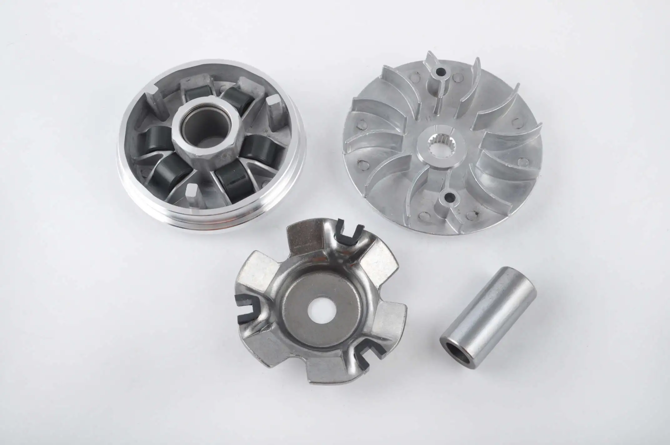 Вариатор передний 4T GY6 125/150 (палец, щека полная) JH