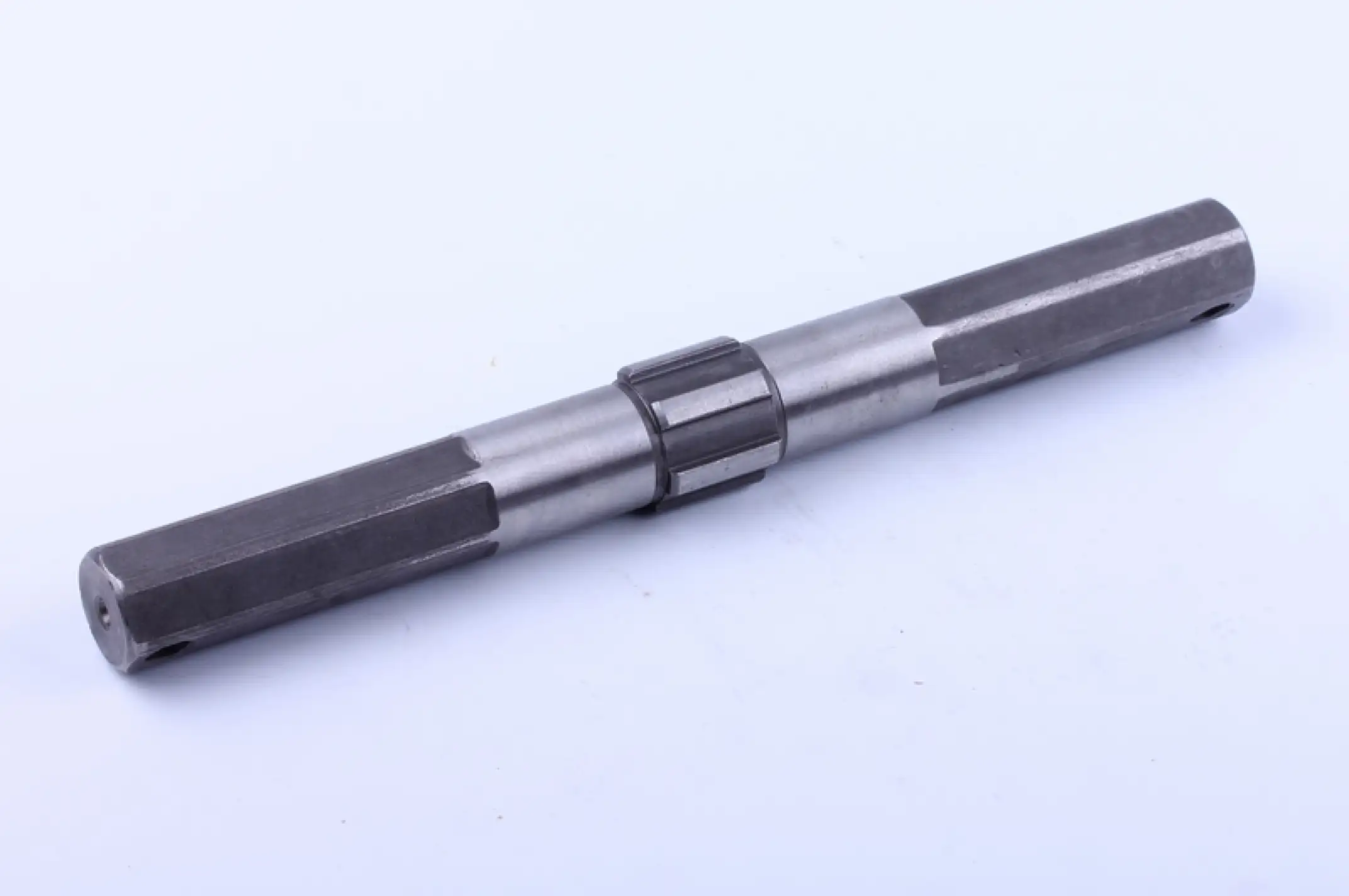 Вал колес шестигранный (L-255mm, Z-6) м/б 168F/170F (6,5/7Hp) AMG-2