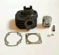 Поршневая (ЦПГ) Suzuki LETS 50 (Ø41, p-10) KOMATCU