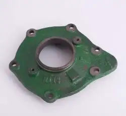 Крышка блока двигателя левая м/б   175N/180N   (7/9Hp)