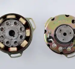 Генератор   МИНСК 14V 65W   (43.3701)   SPARK