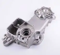 Картер   4T GY6 50   (139QMB)   (левый)   (10 колесо)