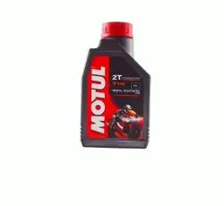 Масло   2T, 1л   (синтетика, 710,  API TC)   MOTUL   (#104034)