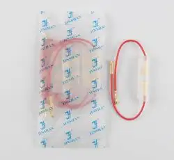 Предохранитель   15A   (в пластиковом прозрачном корпусе)   JS