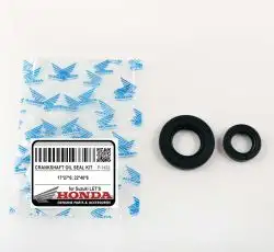 Сальники (набор) Suzuki LETS 2шт коленвальные (17*27*6, 22*40*6) HND