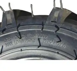 Шина   4,00 -10   TT елочка, (с камерой) AMG