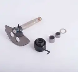 Сектор заводной (полумесяц)   4T GY6 125/150   (L-130mm)   (+пружина, втулка)   MANLE