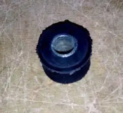 Сайлентблок амортизатора   d-10mm   [D]