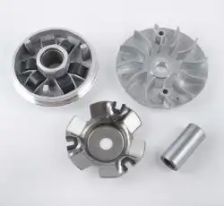 Вариатор передний 4T GY6 125/150 (палец, щека полная) JH